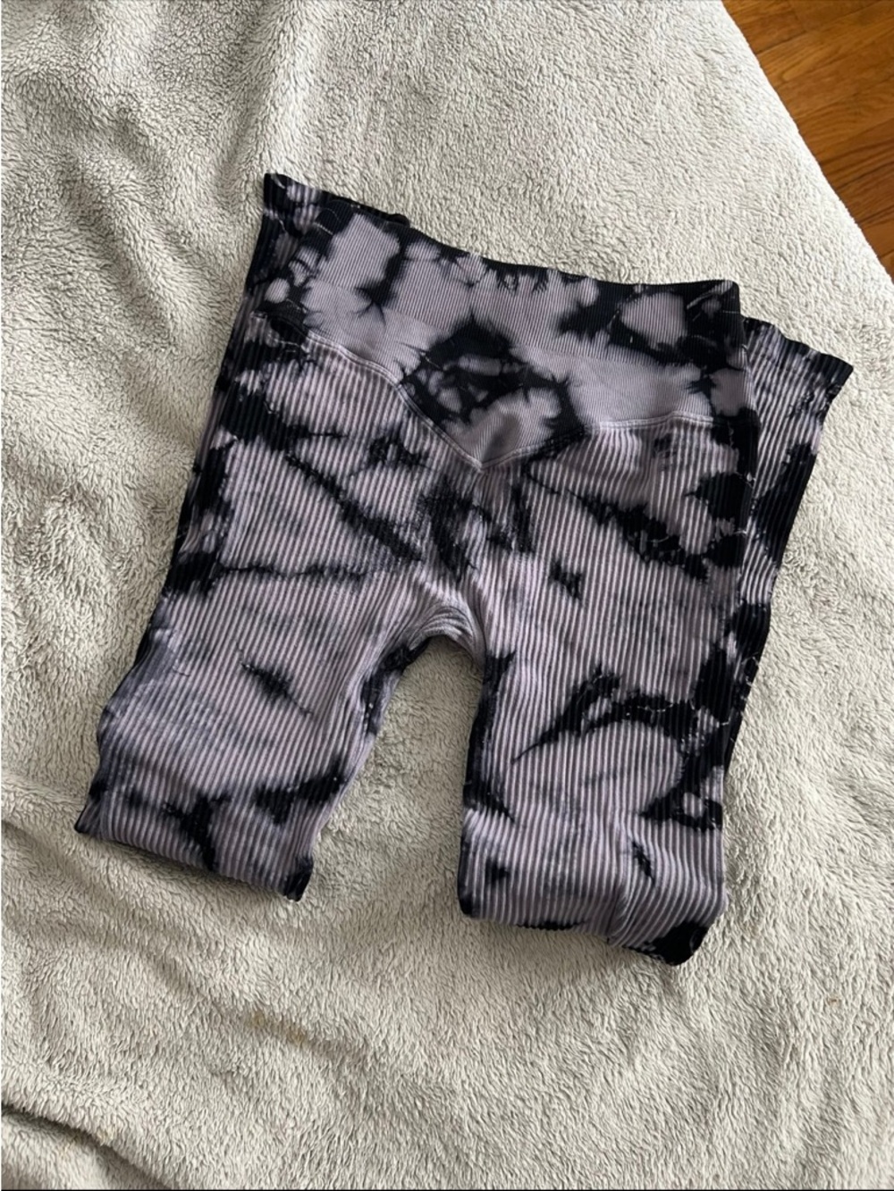 Bombshell Sportswear Charcoal Tie Dye Seamless Leggings Medium - Picture 4 of 5